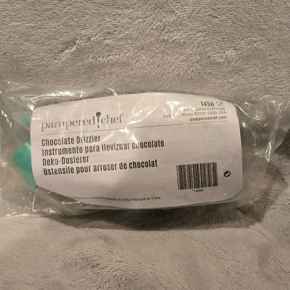 Pampered Chef Chocolate Drizzler‎ New